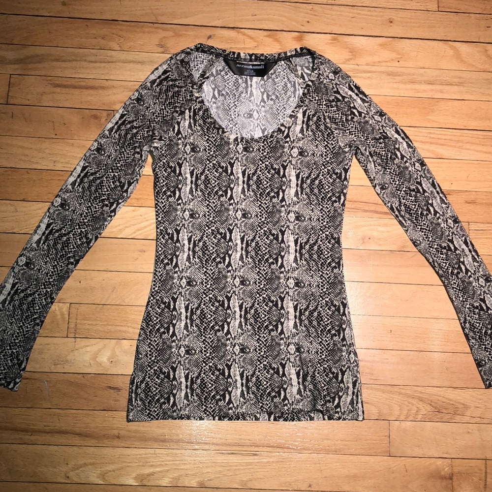 Norma Kamali XS scoop neck top